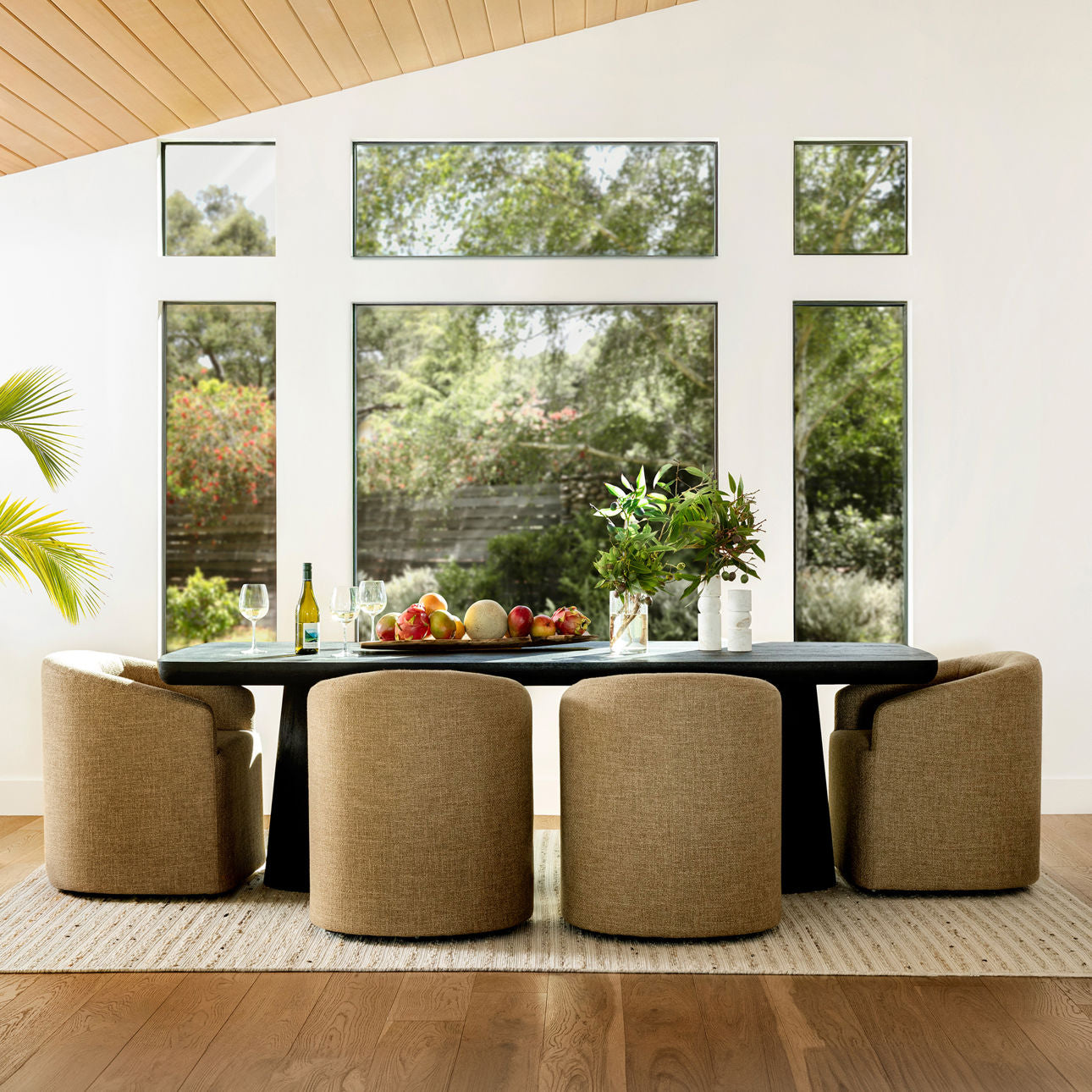 DARIN DINING TABLE