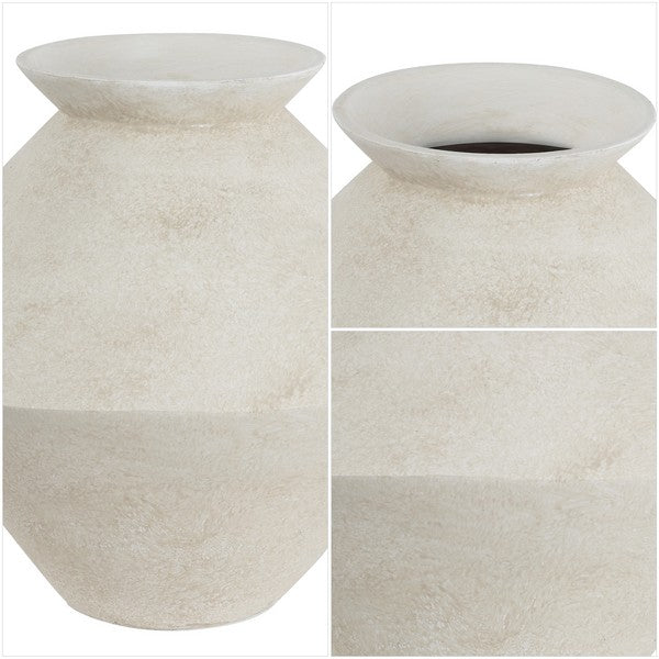RAJA VASE